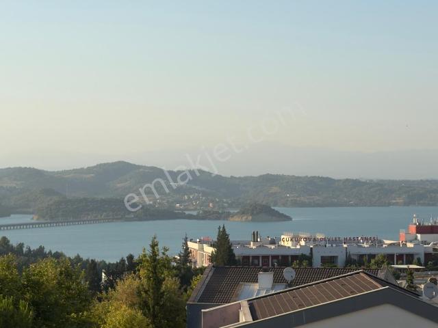 çukurova Kurttepe Mah.satılık 3+1 Daire Panoramik Göl Manzaralı