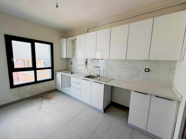 Çukurova Söğütlü Toki'lerde Sıfır 3+1 Doğalgazlı Kiralık Daire