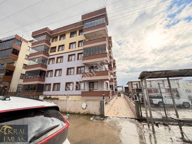 Çuhallı Çarşısında Denize 50 M Olan Satılık 3+1 Daire