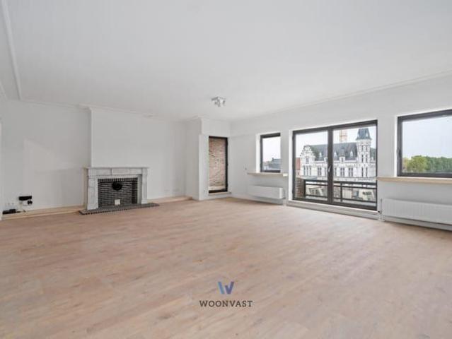 Uitzonderlijk, recent gerenoveerde appartement van 140m² m