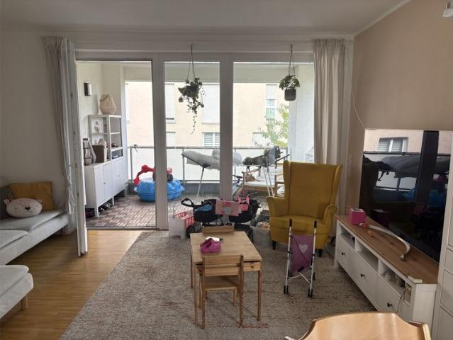 Ulm Schöne hochwertige 4 Zi. Whg. mit Balkon in Böfingen