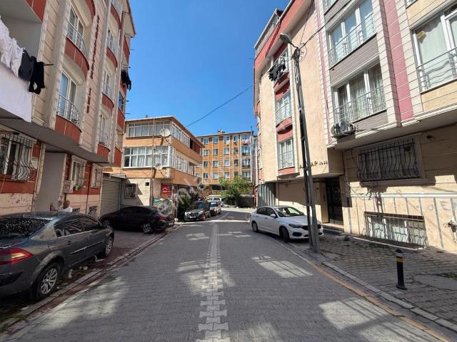 Ulaşım Ve Marketlerin Yanında Temiz Eşyalı 2+1 برای اجاره