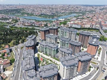 Ulaşım Ağının Yanı Haliçe Ve E 5 'e Yakın Klima,ankastre,dolaplı