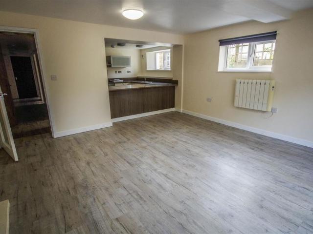 Uley Road, Dursley