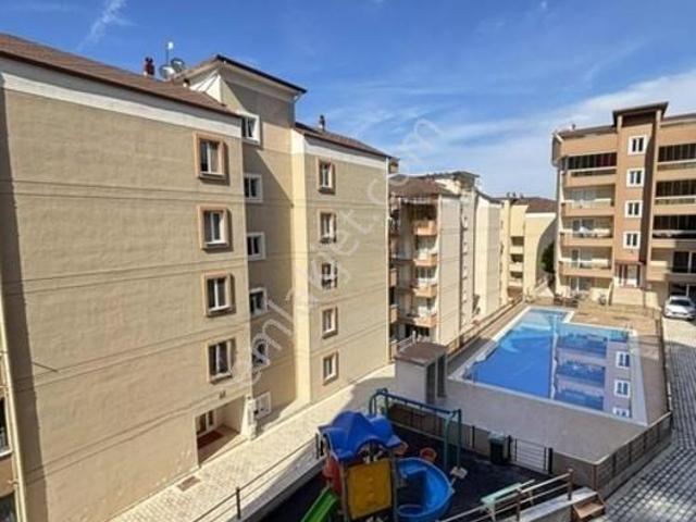 Ülker Den Mudanya Halitpaşa Da Kiralık Site İçi Havuzlu Daire