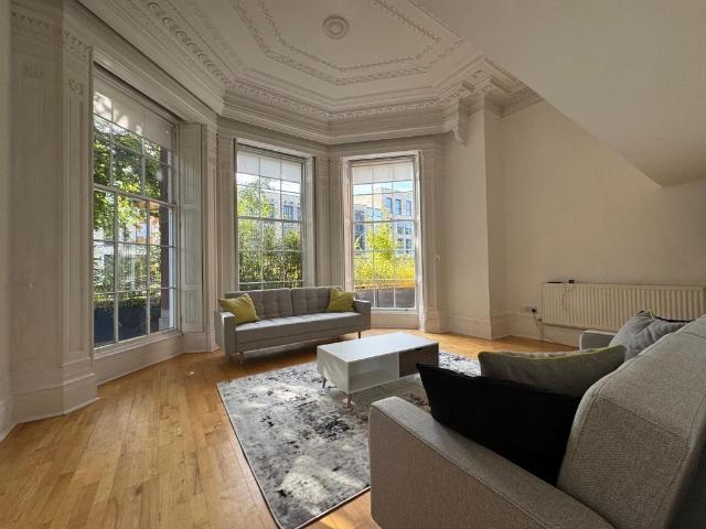 Ullet Road, Liverpool 2 bed apartment to rent £1,850 pcm £427 pw