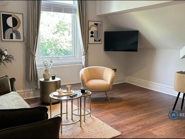 Ullet Road, Liverpool, L17 2 bed flat to rent £1,400 pcm £323 pw