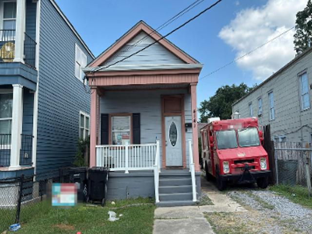 Ulloa St