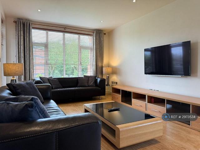 Ullswater House, Liverpool, L17 2 bed flat to rent £1,880 pcm £434 pw