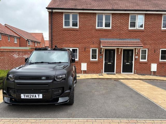 Ullswater Road, Crawley RH10 3 bed semi detached house to rent £2,400 pcm £554 pw
