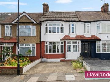 Ulster Gardens, London 3 bed house to rent £2,700 pcm £623 pw