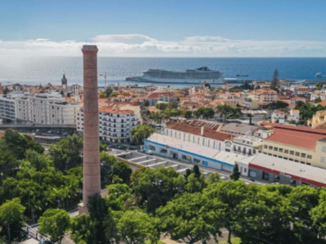 Último Apartamento T2 com Varanda Hinton Santa Luzia 101m² São pedro funchal