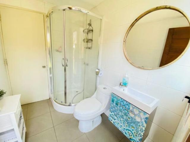 Ultimo precio! Venta casa tierras lindas santa elena de chicureo uf8.500 | 4 dormitorios por 8500.00 en Colina