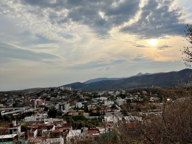 ULTIMOS TERRENOS RESIDENCIAL CA?ADA DEL FRESNO GUANAJUATO CAPITAL M2, M3