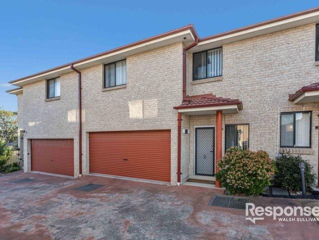 ULTIMATE TOWNHOUSE LIVING