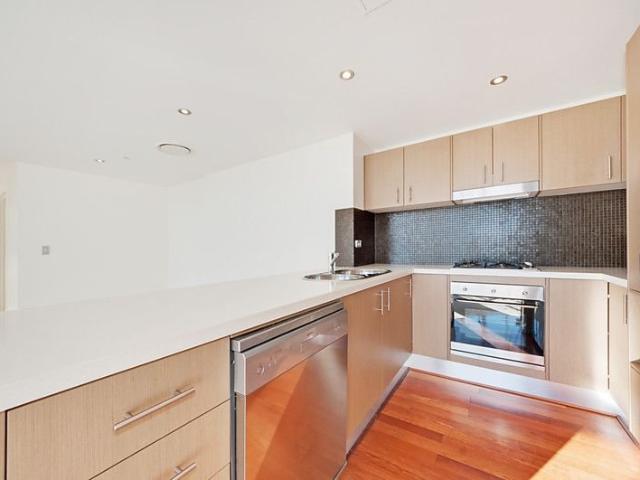 Ultimate Urban Living North Facing High Level In The Heart Of CBD