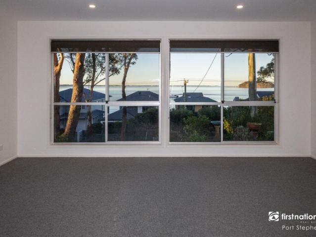 Ultimate water views 4 bedroom home includes studio/ granny flat!