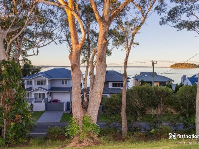 Ultimate water views 4 bedroom home includes studio/ granny flat!