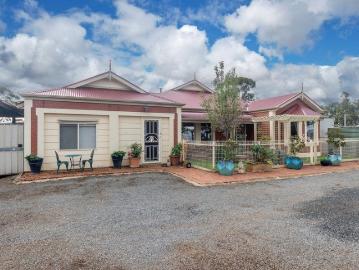 House for sale in Monarto