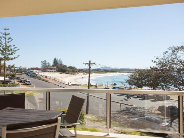 Ultimate Beachfront Apartment on Forster Main Beach