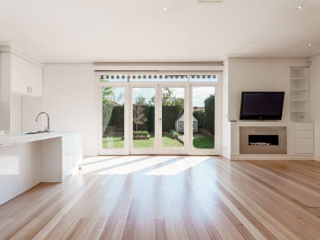 ULTIMATE BLEND OF PERIOD ELEGANCE AND MODERN STYLE