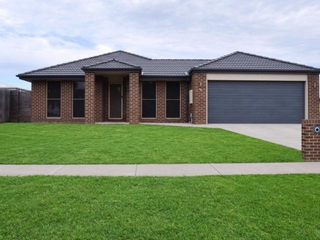Ultimate Comfort, Expansive Living and Relaxed Style
