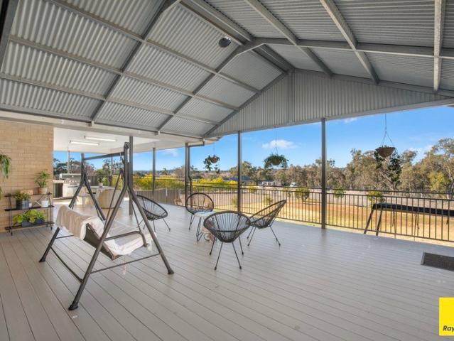 'Ultimate Family Comfort Meets Country Serenity'