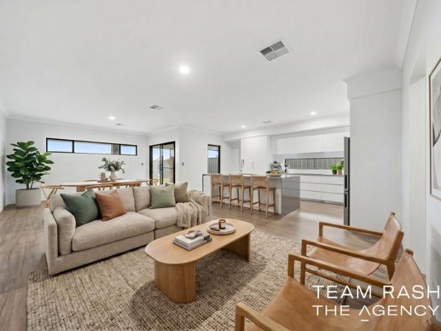 ULTIMATE FAMILY HOME 2025 BUILT!