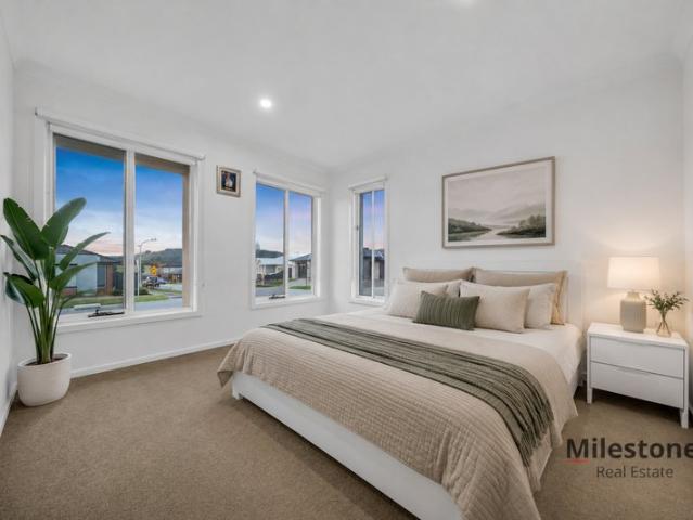 Ultimate Family Living: Where Space, Quality, and Location Merge Perfectly!