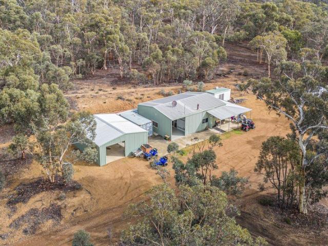 ULTIMATE RURAL GETAWAY!