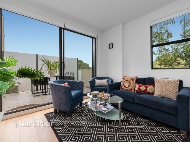 Ultimate stylish living in the heart of unbeatable location