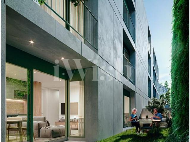 Últimas Unidades T1 no Centro do Porto Alegria Gardens Apart. 44m² Bonfim