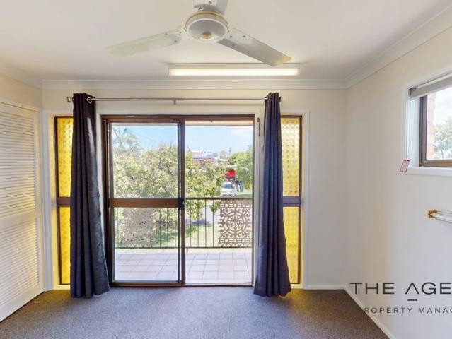 Ultra Convenient Living in Kawana!