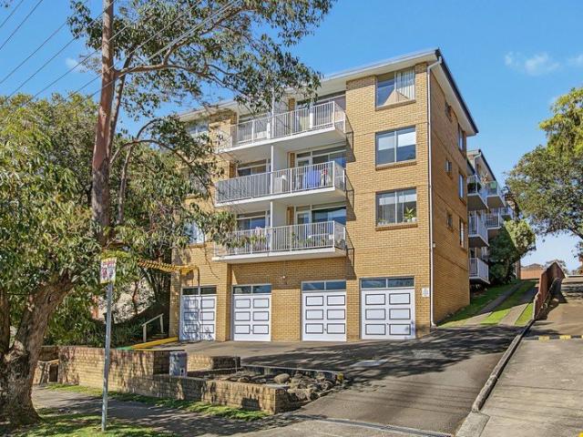 ULTRA CONVENIENT RIVERSIDE SETTING | FIRST HOME BUYERS TAKE NOTE