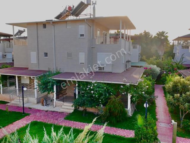 Ultra Lüks Villa Havuz Manzaralı