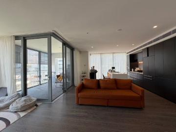 Ultra Luxury Waterfront Residence in Barangaroo at level 8