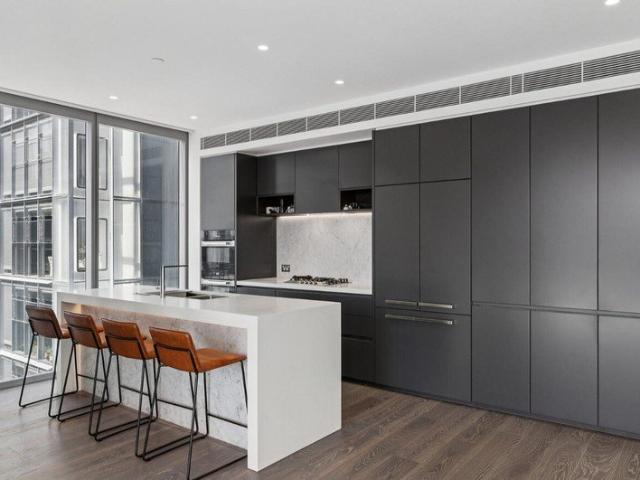 Ultra Luxury Waterfront Residence in Barangaroo at level 8