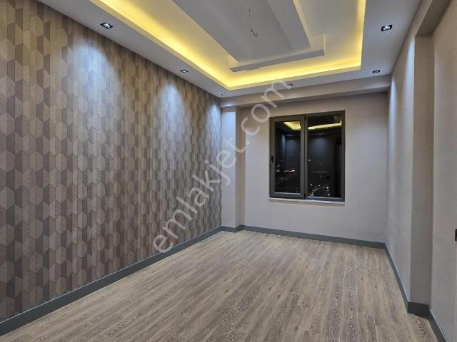 Ultra Lüx 5+1 310 M2