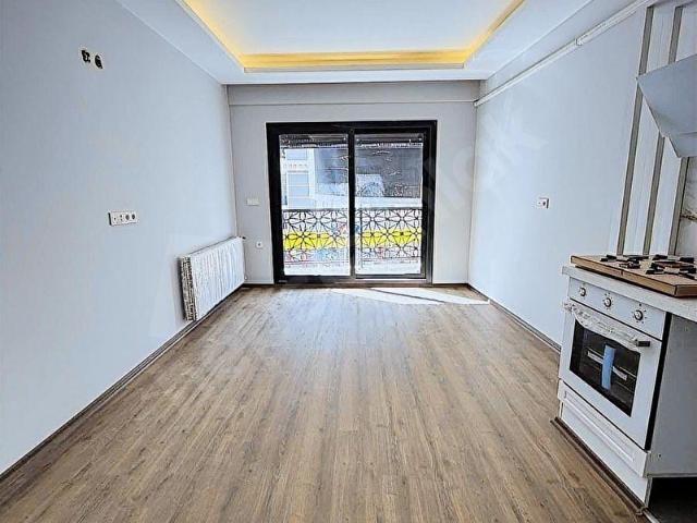 ULTRA LÜX ÇOK ŞIK KALİTELİ ARA KAT 2+1 DAİRE!