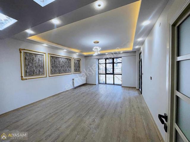 Ultra Lüx Manzaralı 3+1 Daire