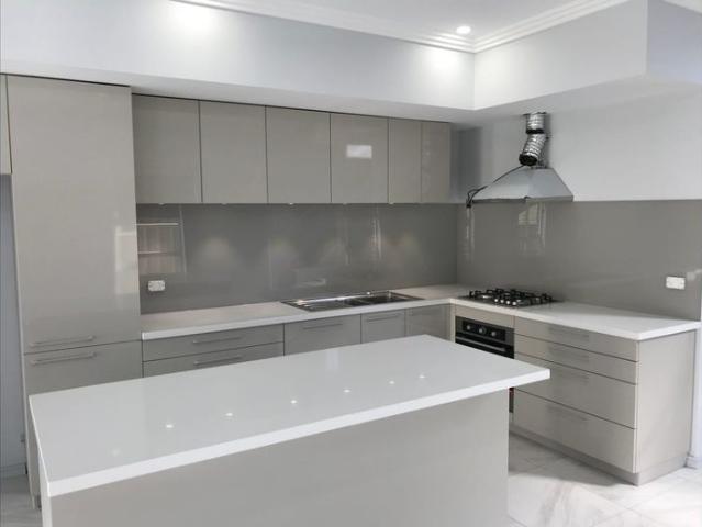 Ultra Modern 3 Bedroom Duplex in Prime Location