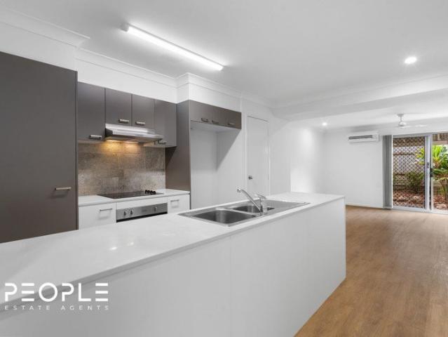 Ultra Modern and Immaculately Presented Three Level Townhouse