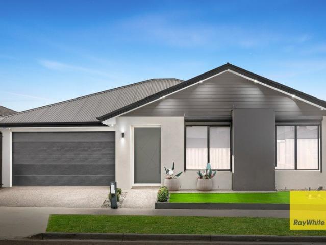Ultra Modern Family Living with Two Master Suites in the Heart of Mickleham