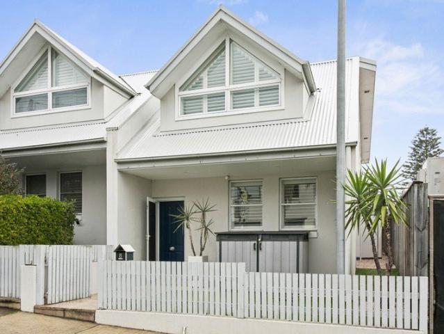 Ultra Modern Family Retreat Of Quality Design