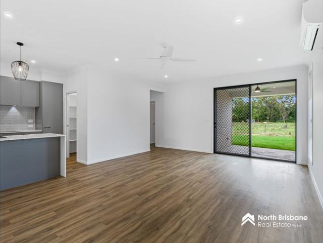 Ultra Modern Free Standing House