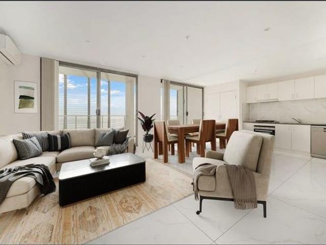 Ultra Modern Living