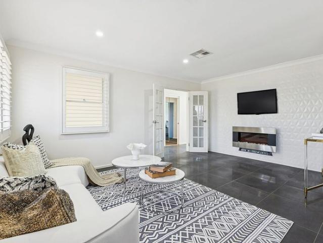 Ultra private haven in exclusive waterside address