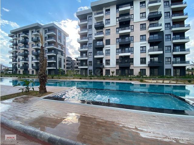 ultraLÜX*Havuz*Kapalı Otopark * Kepez Devlet Hast. Karşısı 1+1