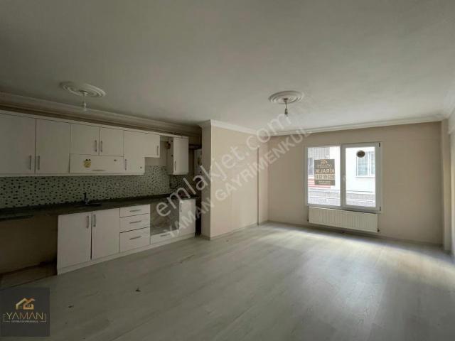 Ulu Cami Mah. Gazi Okulu Yakını Açık Mutfaklı 3+1 Kiralık Daire