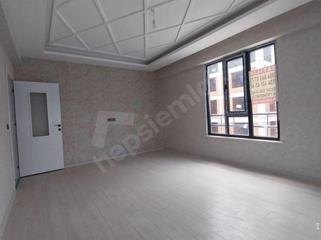 ULUĞBEY MAH.SATILIK ARA KAT 3+1 GÜNEY CEPHELİ DAİRE